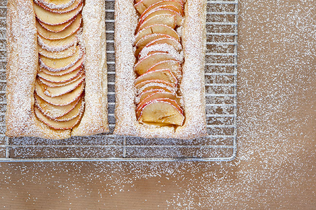 The Easiest Apple Tart / Jennifer Chong