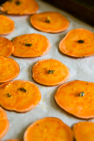 Sweet Potato Baked Chips / blog.jchongstudio.com