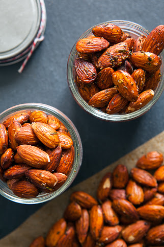 Roasted Rosemary Almonds / See and Savour 