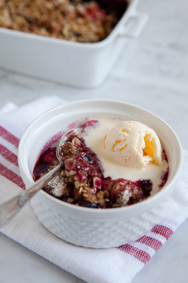 Berry Crisp / Jennifer Chong for BHG