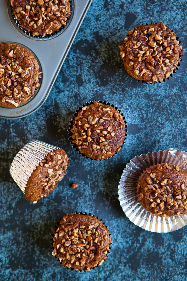 Pumpkin Muffins with Chocolate Chips / blog.jchongstudio.com