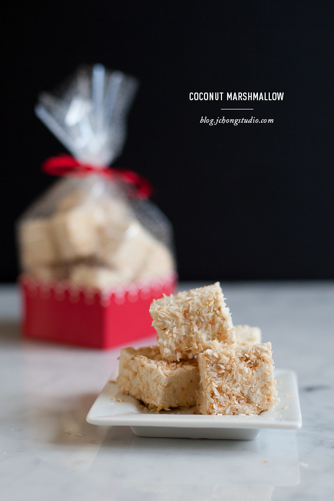 Coconut Marshmallows / blog.jchongstudio.com