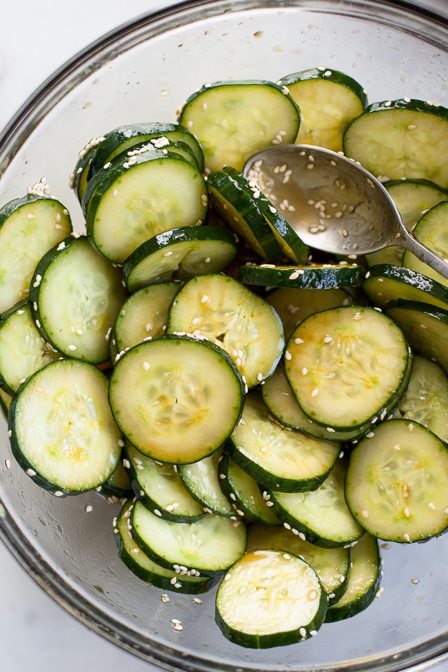  Asian Cucumber Salad / blog.jchongstudio.com