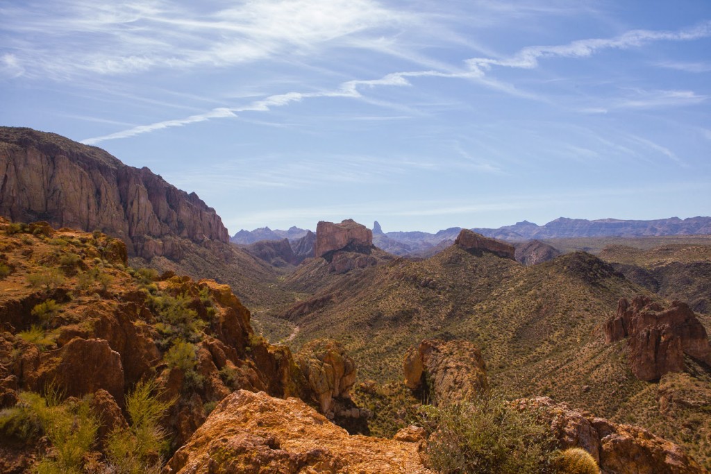 Superstition Mountains w/REI / blog.jchongstudio.com