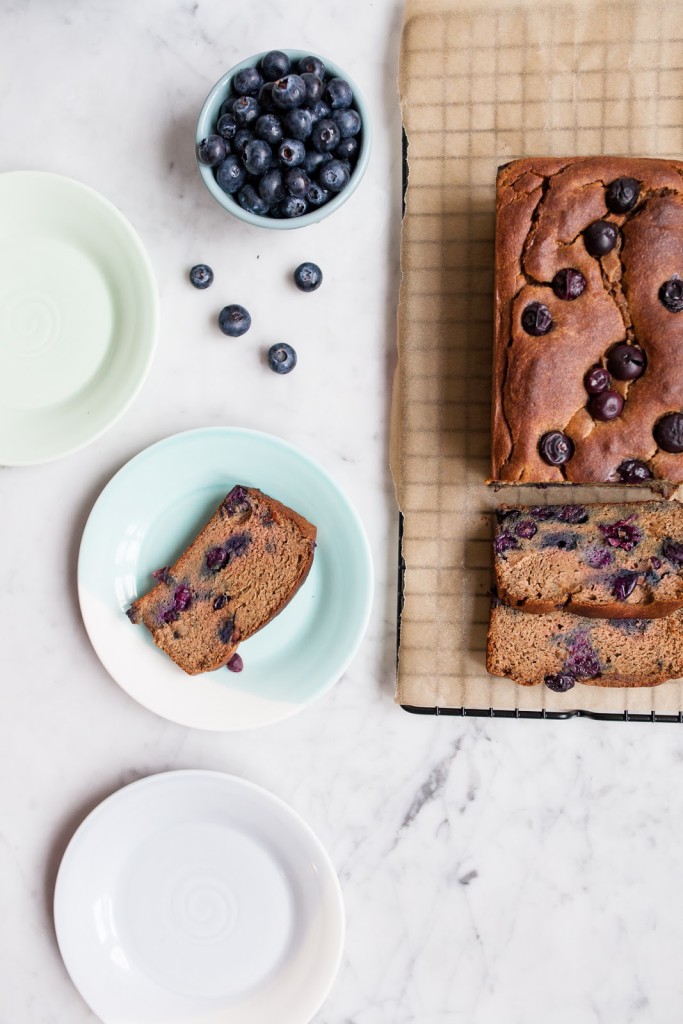 Blueberry Banana Loaf - GF/Paleo / blog.jchongstudio.com