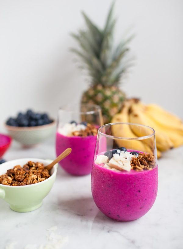 Dragon Fruit Smoothie | #foodpornindex