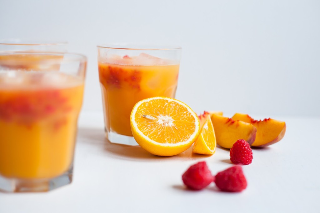 Morning Sunrise – Orange, Peach and Raspberry Juice / See and Savour