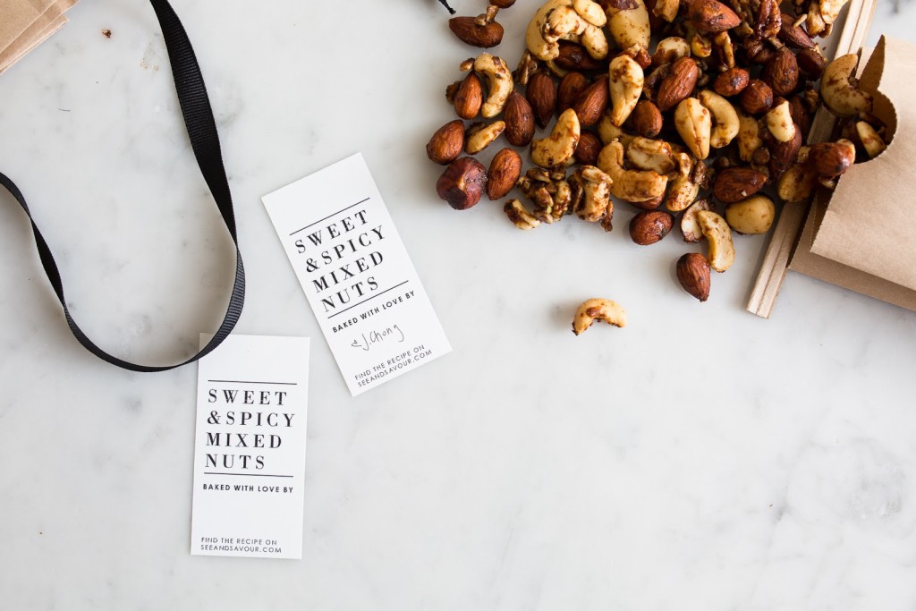 Sweet and Spicy Mixed Nuts / seeandsavour.com