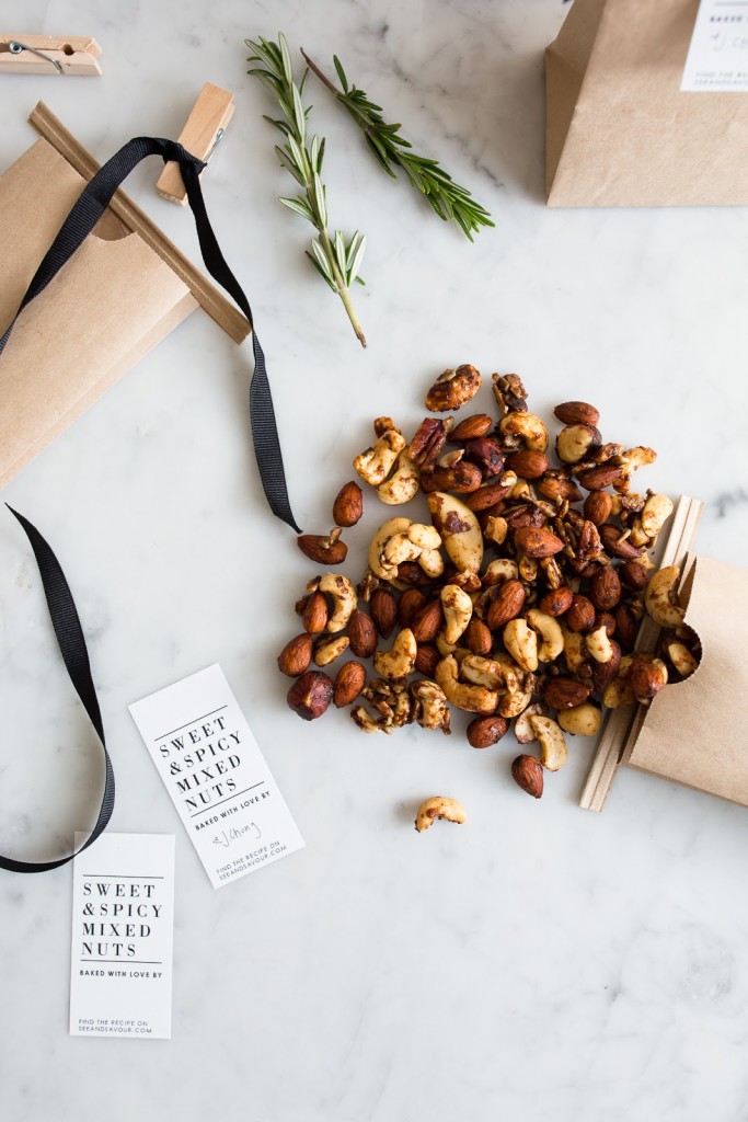 Sweet and Spicy Mixed Nuts / seeandsavour.com