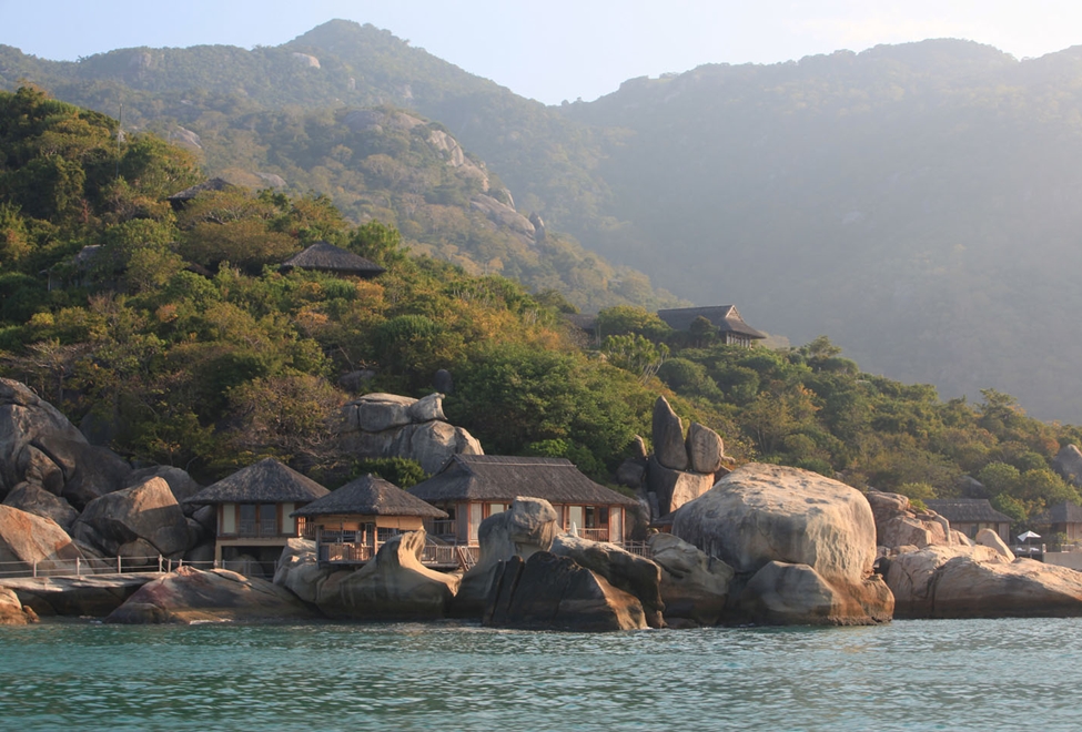 Six Senses Ninh Van Bay - Vietnam / via See & Savour