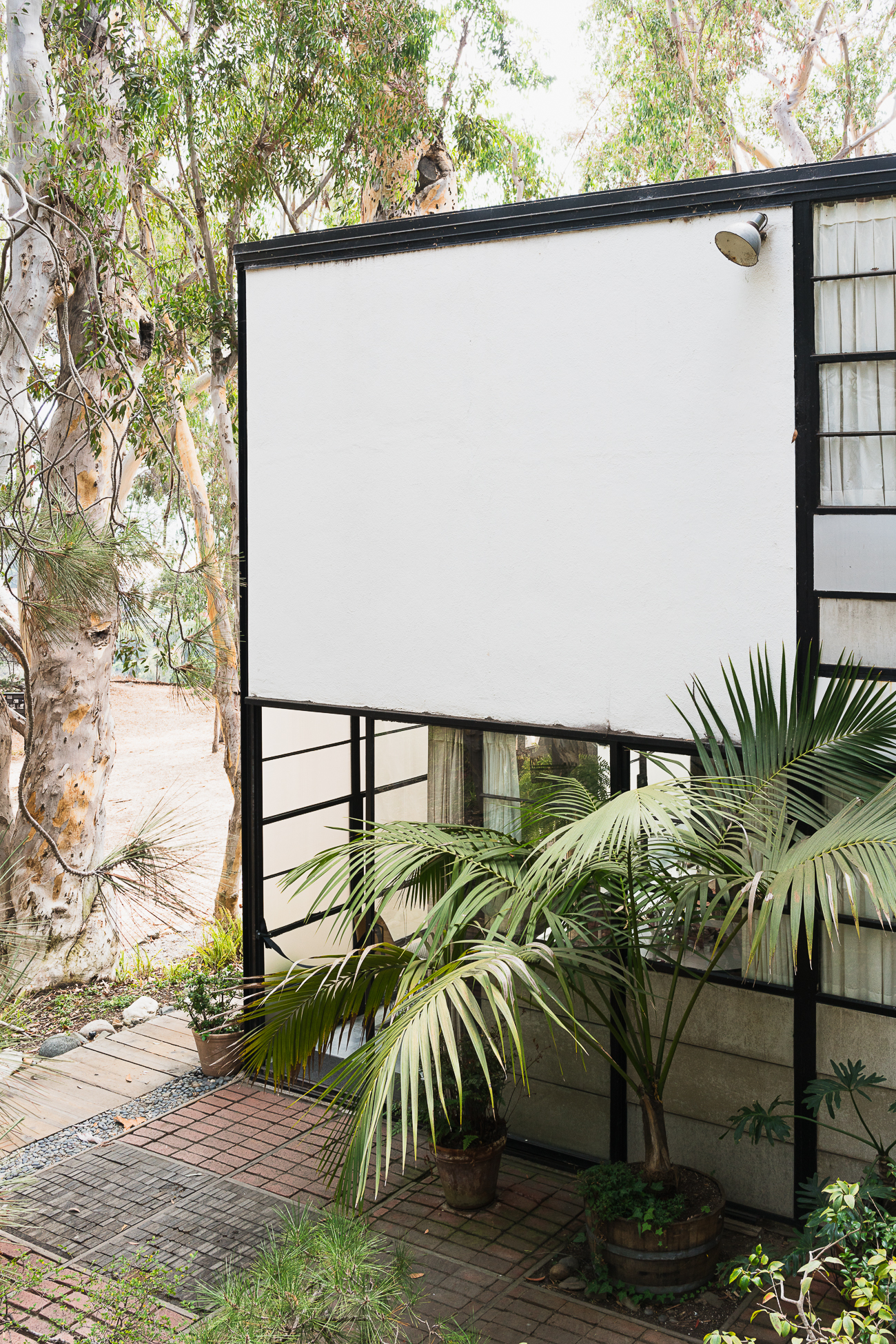 Visiting the Eames House Case Study #8 / See and Savour