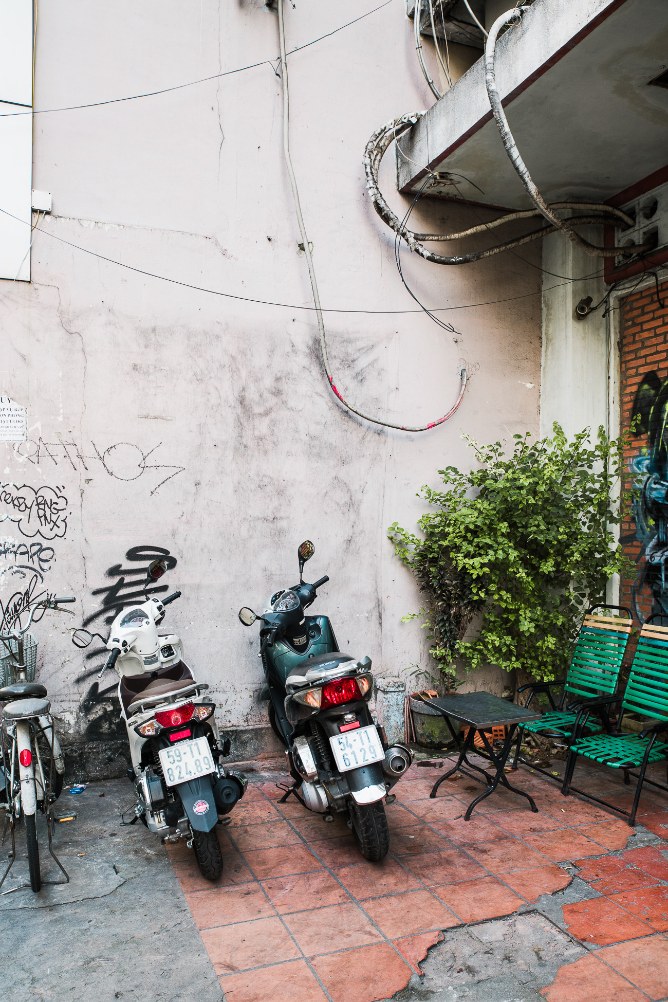 Lunch Lady -  Saigon, Vietnam / See and Savour