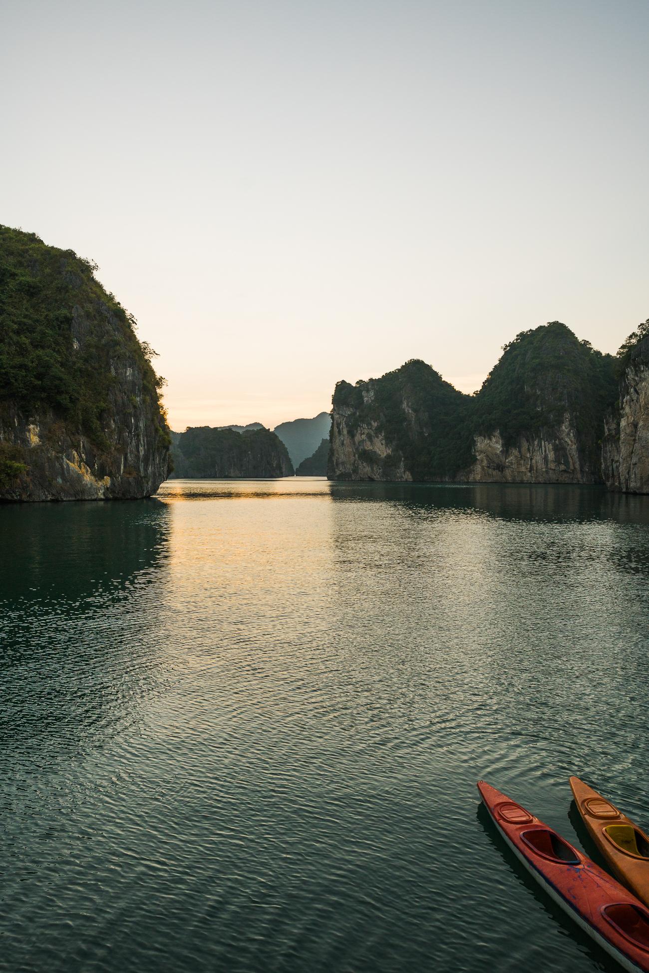 Travelogue: Ha Long Bay / See and Savour