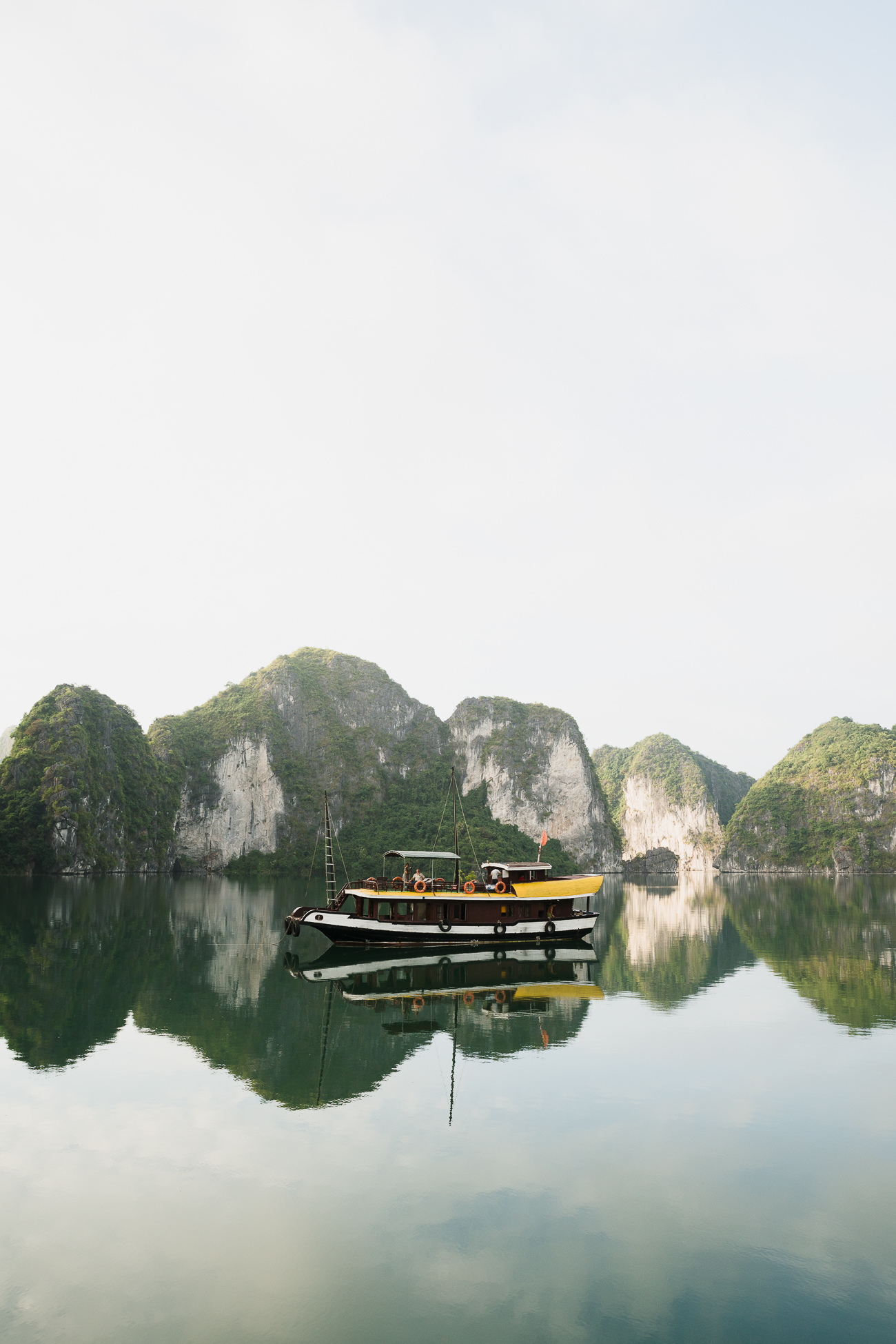 Travelogue: Ha Long Bay / See and Savour