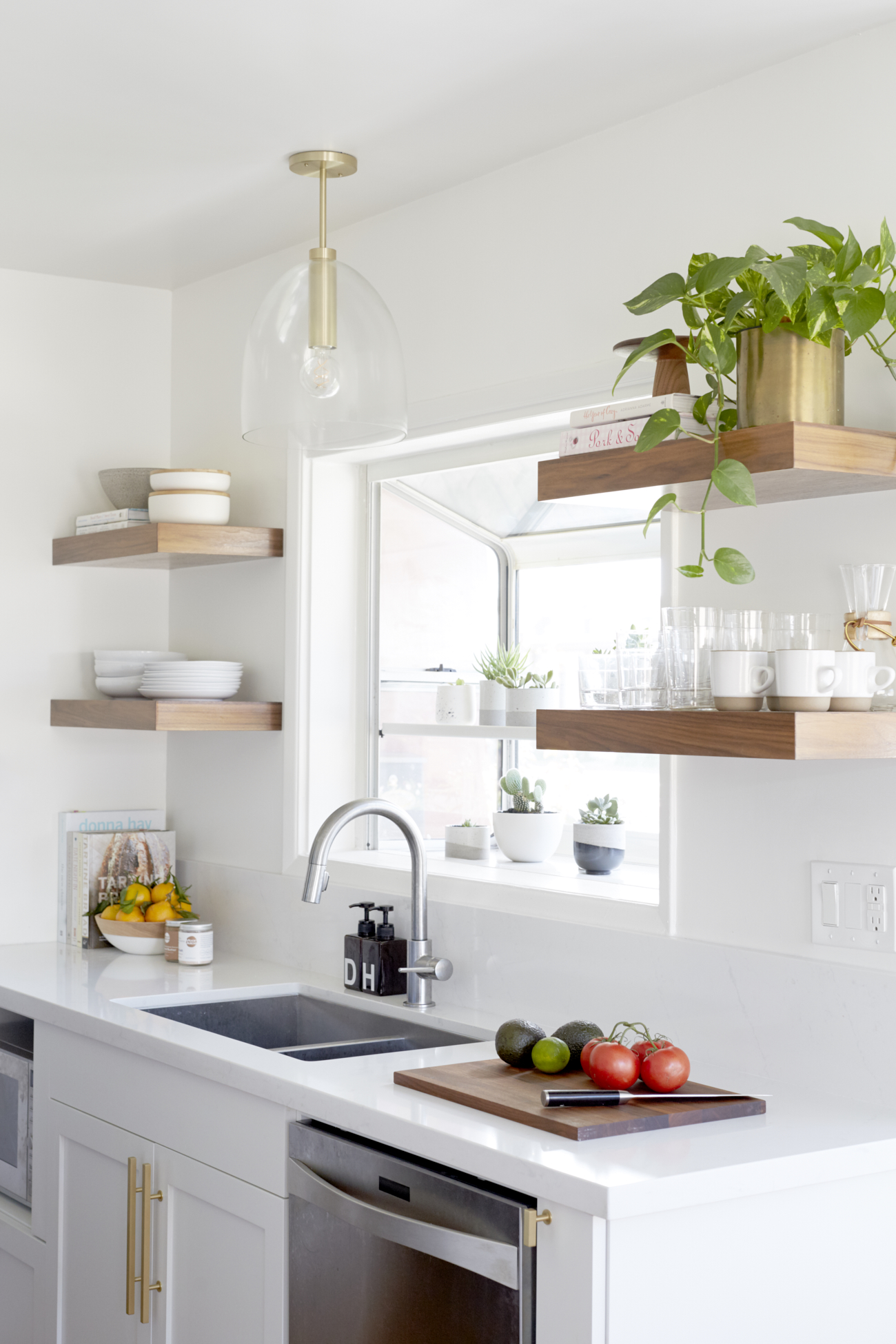 Small Kitchen Renovation / See and Savour